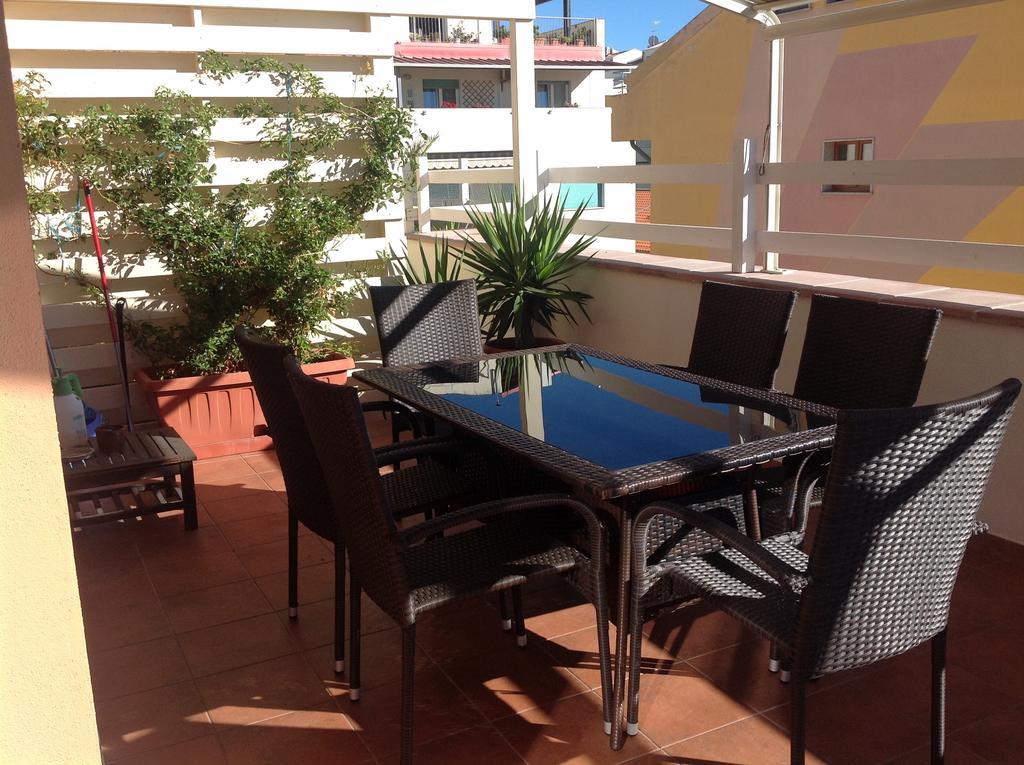 אלגהרו Villamari Apartment מראה חיצוני תמונה