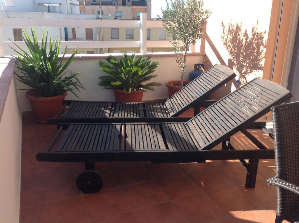 אלגהרו Villamari Apartment מראה חיצוני תמונה